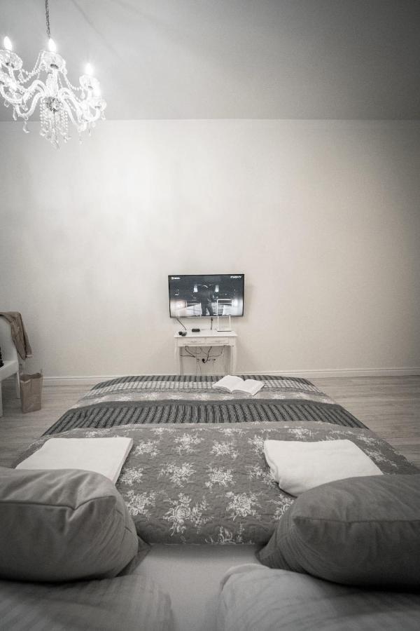 Apartament Grey Pearl Downtown Apartment Varşovia Exterior foto
